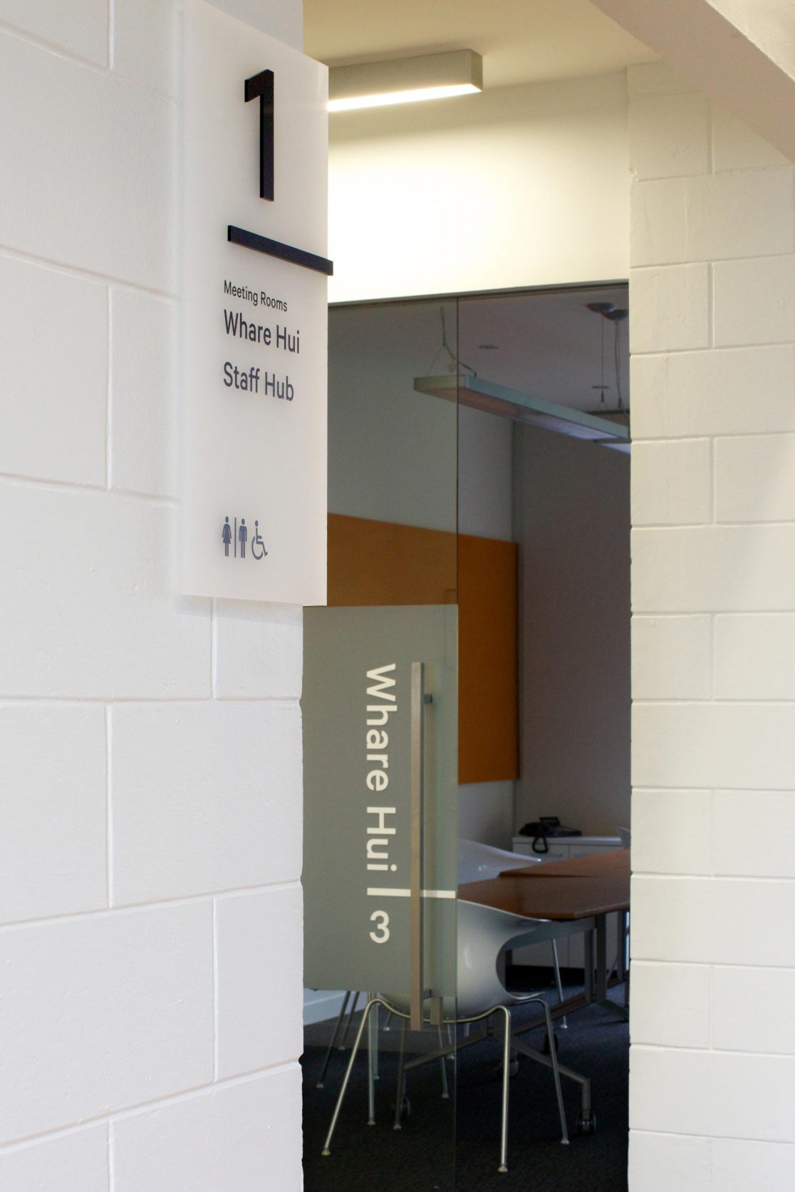 The Royal Society Wayfinding 8